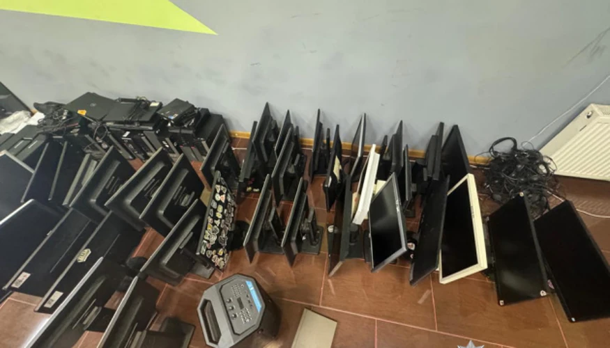 Що відомо про спецоперацію з ліквідації 94 шахрайських кол-центрів в Україні