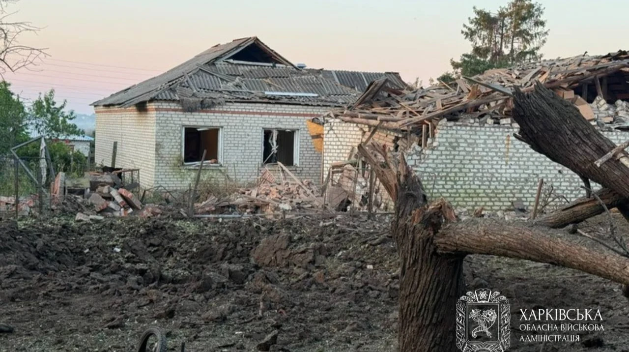 Наслідки удару по Ізюму 18 серпня: пошкоджені приватні будинки