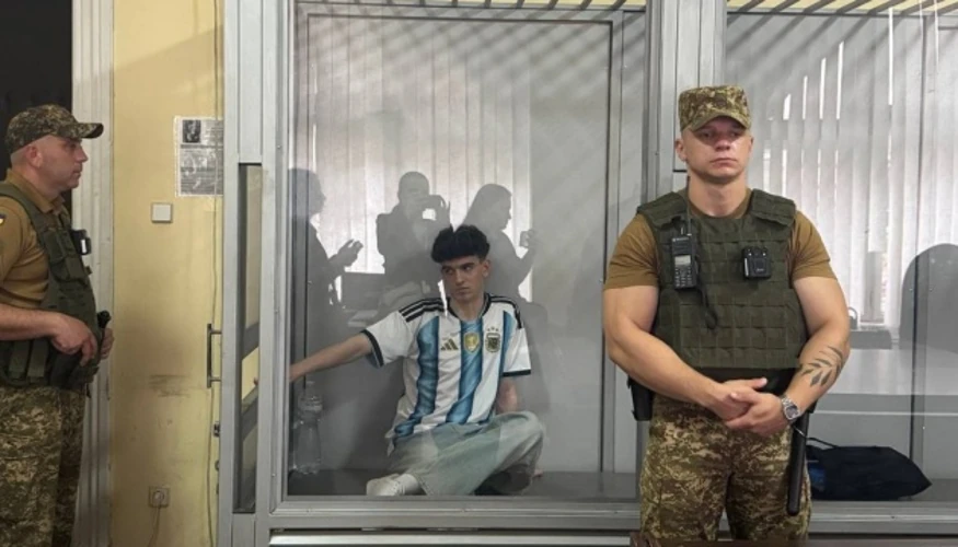 Учасники засідання у справі Фаріон: судді, прокурор і дві адвокатки